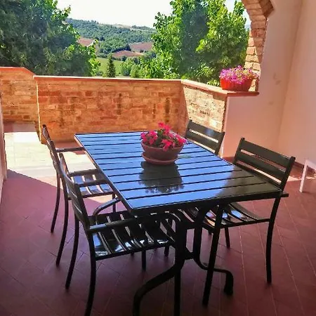 Agriturismo Casa Rossa Chianciano Terme Exterior foto
